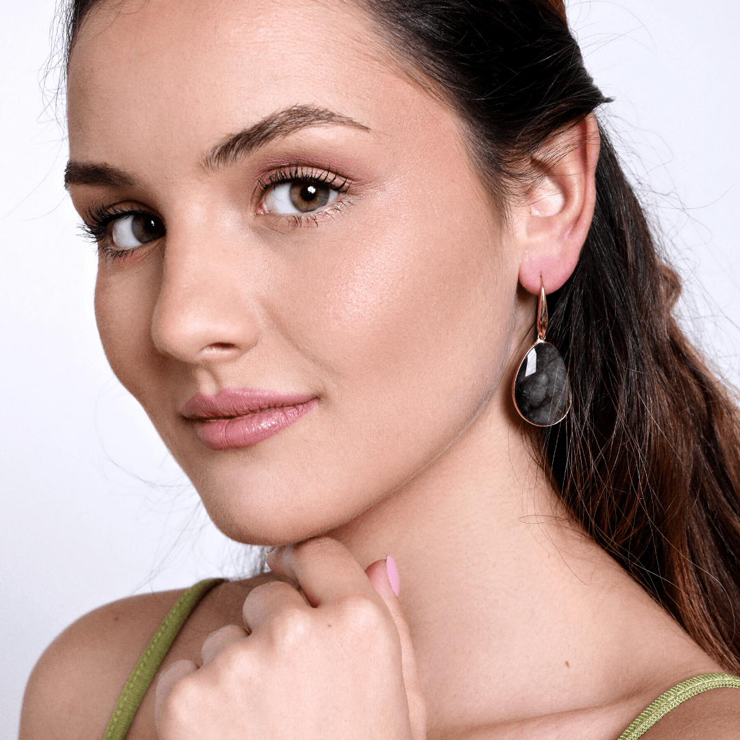 Labradorite Dream Earrings – Elegant Lunaris Jewelry
