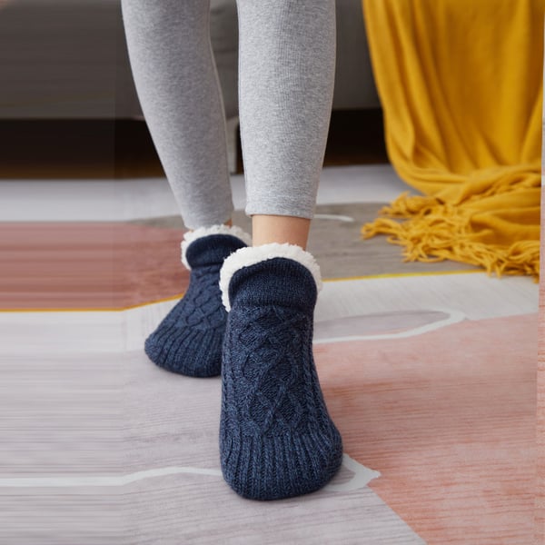 FluffySafe - Luxurious Slippers with Anti-Slip Sole