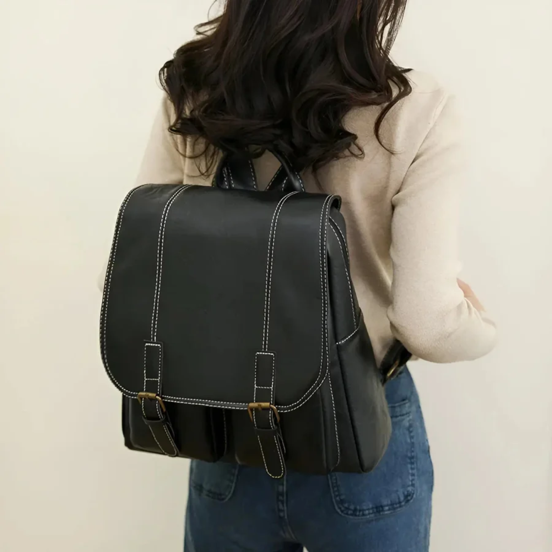 RetroTrail – Vintage Backpack with Style