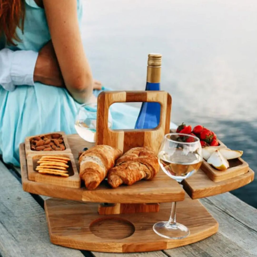 WineFold Table - Elegant Wooden Folding Table for Wine