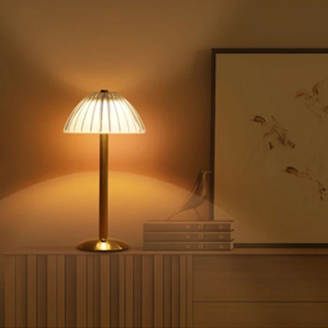Karina GlowDesk – Retro Rechargeable Desk Lamp