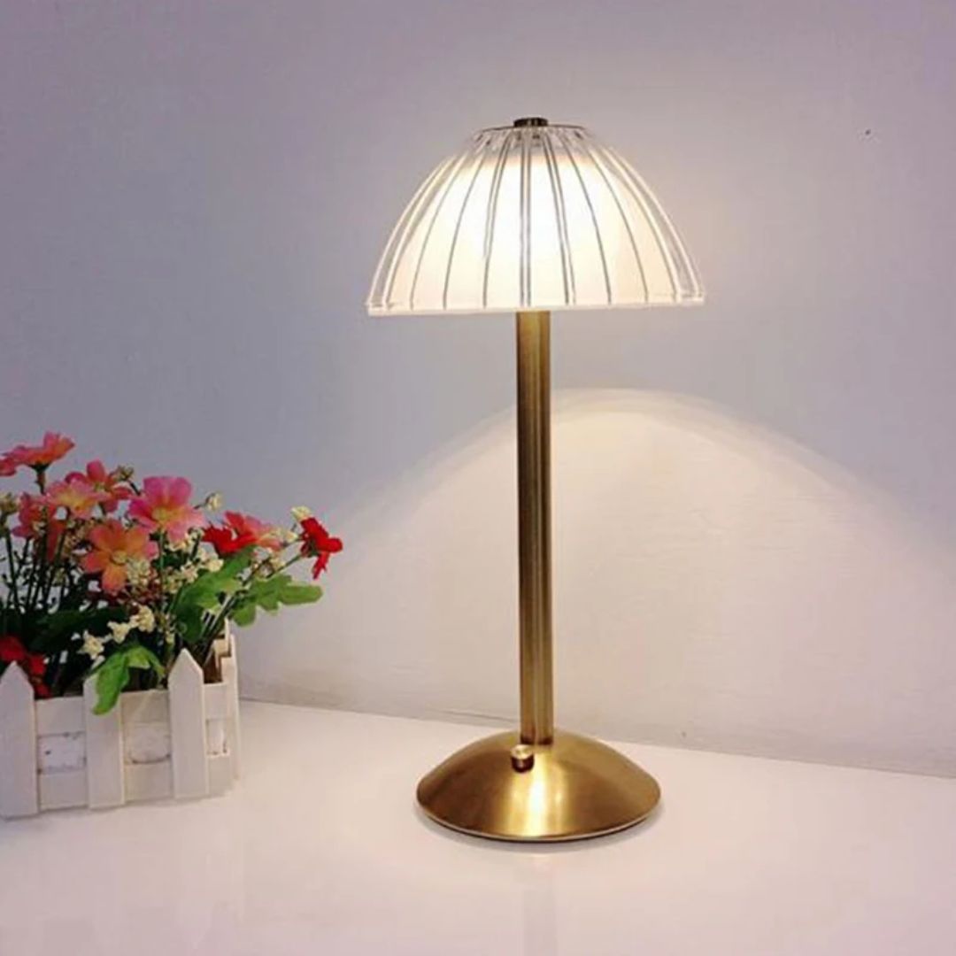 Karina GlowDesk – Retro Rechargeable Desk Lamp