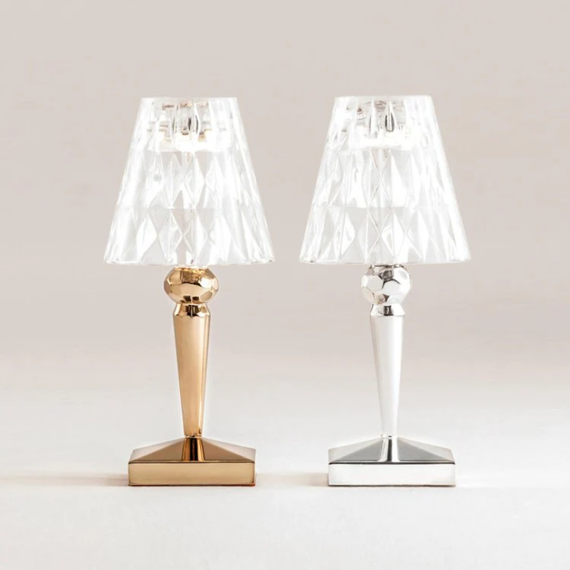 CrystalLuxe Bordslampa - Elegant Kristallbordslampa