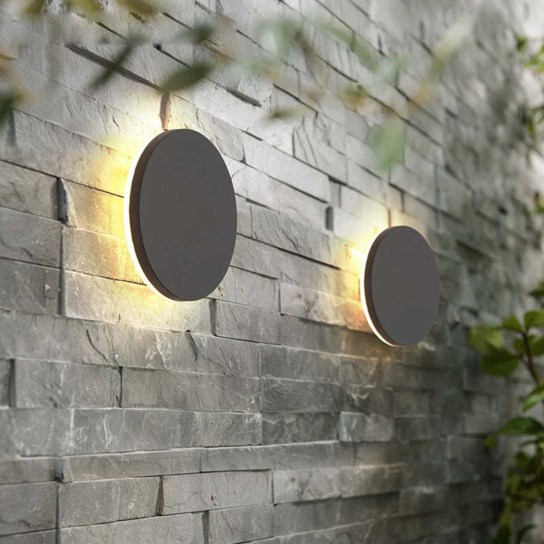 ZenithGlow - Sleek LED Wall Lamp for Modern Interiors