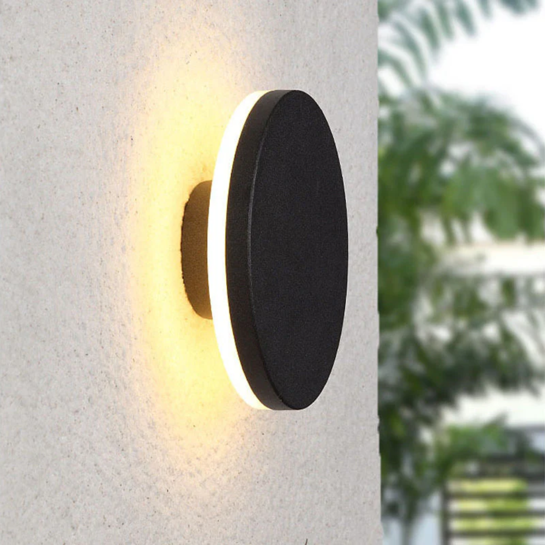 ZenithGlow - Sleek LED Wall Lamp for Modern Interiors