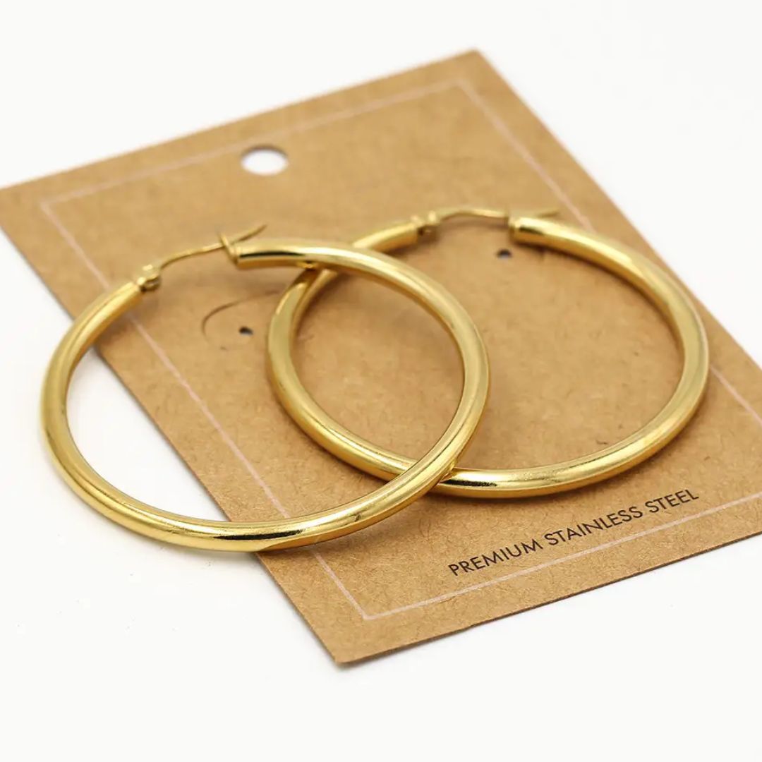 GoldenGlow Earrings – Elegant 40 mm Earrings