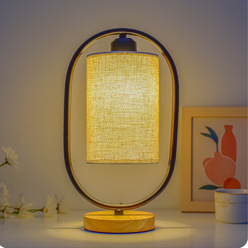 Timeless Elegance - Vintage Wooden LED Lamp with Dimmable Function