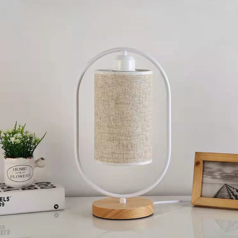 Timeless Elegance - Vintage Wooden LED Lamp with Dimmable Function