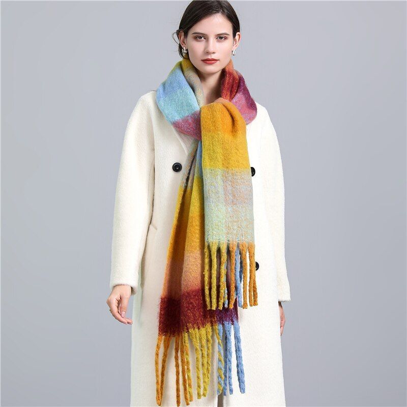 CosyPlaid Scarf – Warm, Trendy Winter Style
