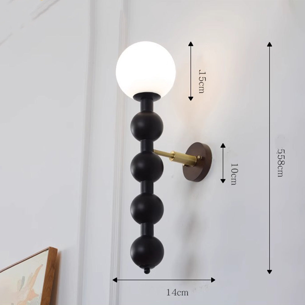 LumenSphere - Luxe Metallvägglampa med Bollar