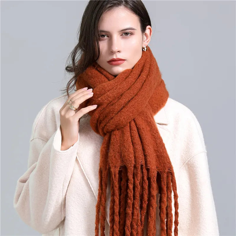 CosyPlaid Scarf – Warm, Trendy Winter Style