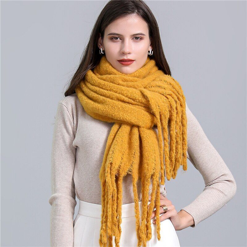 CosyPlaid Scarf – Warm, Trendy Winter Style