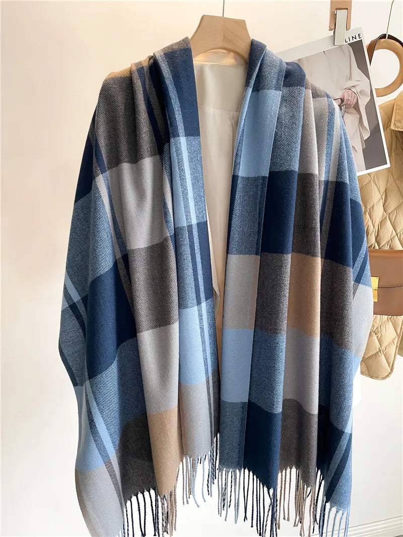 LuxeRuit Scarf - Elegant Winter Accessory for Every Outfit