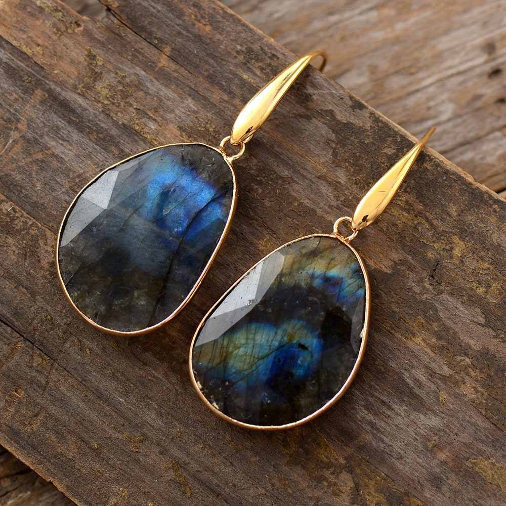 Labradorite Dream Earrings – Elegant Lunaris Jewelry