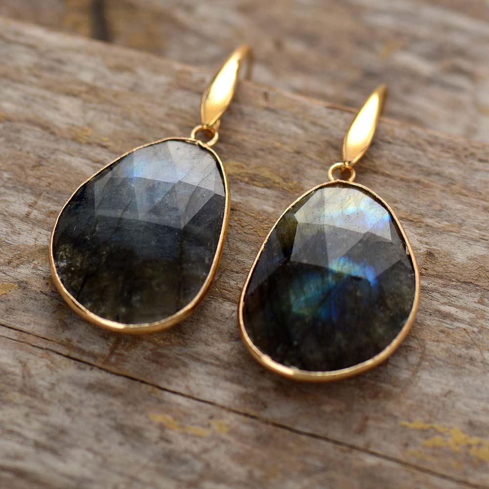 Labradorite Dream Earrings – Elegant Lunaris Jewelry