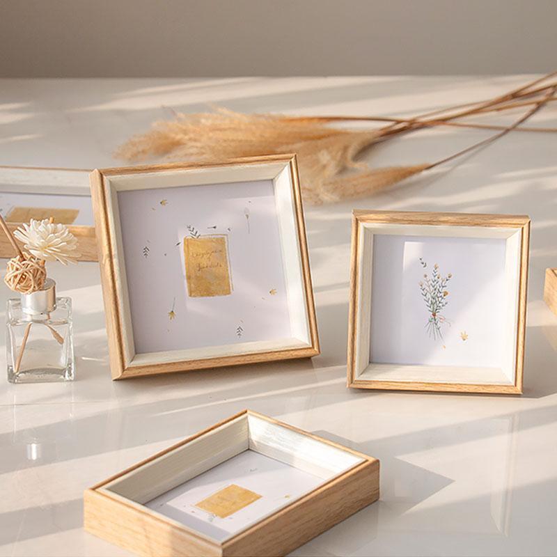 ElegantFrame – Luxurious Photo Frame with Golden Frame