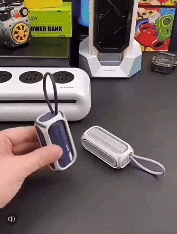 CompactCharge – Stylish Portable Power Bank for Travel