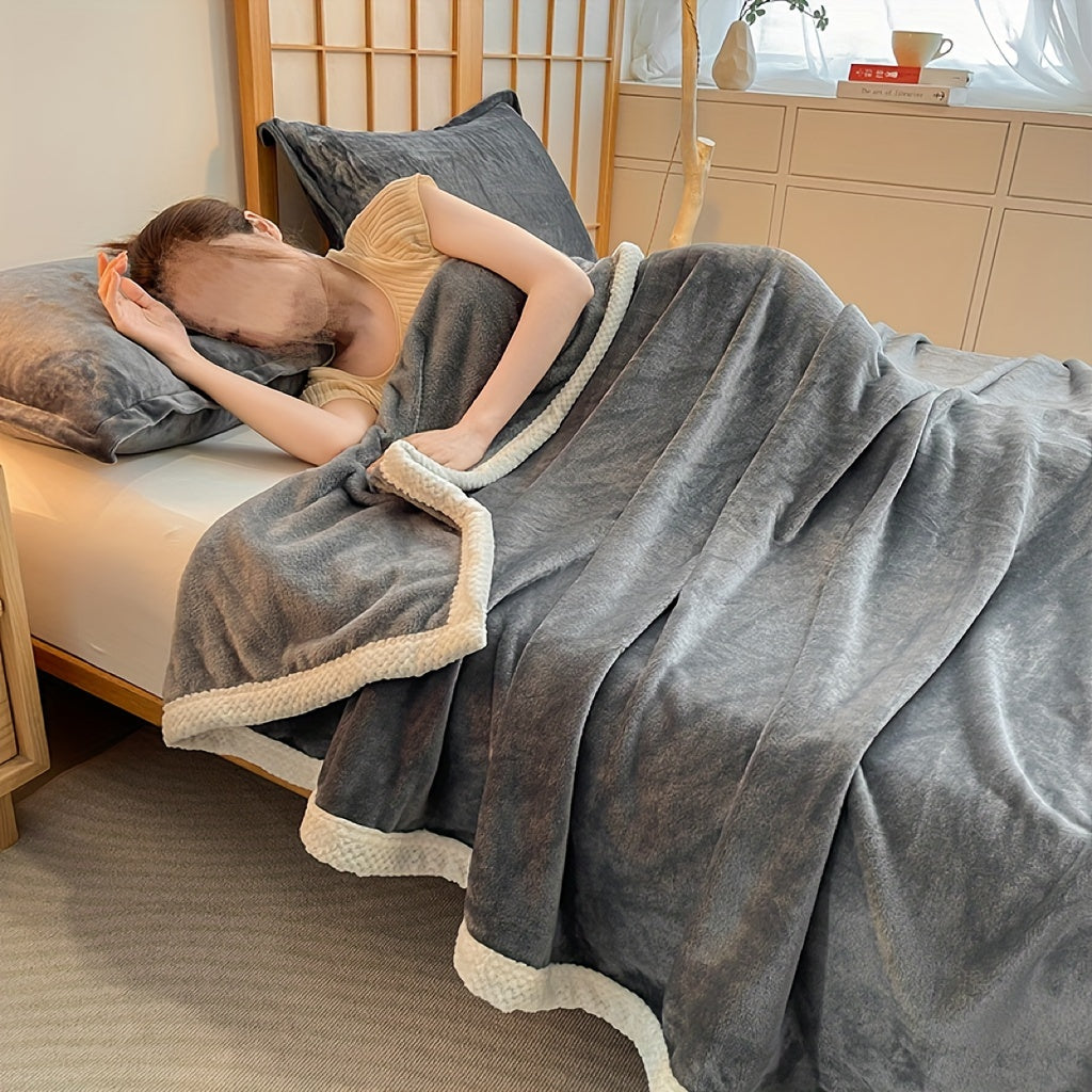 Luxurious Fleece – Reversible Throw for Ultimate Comfort