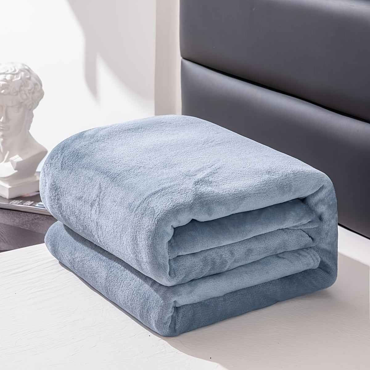 Grey Flannel Blanket - Luxurious Comfort for All Seasons