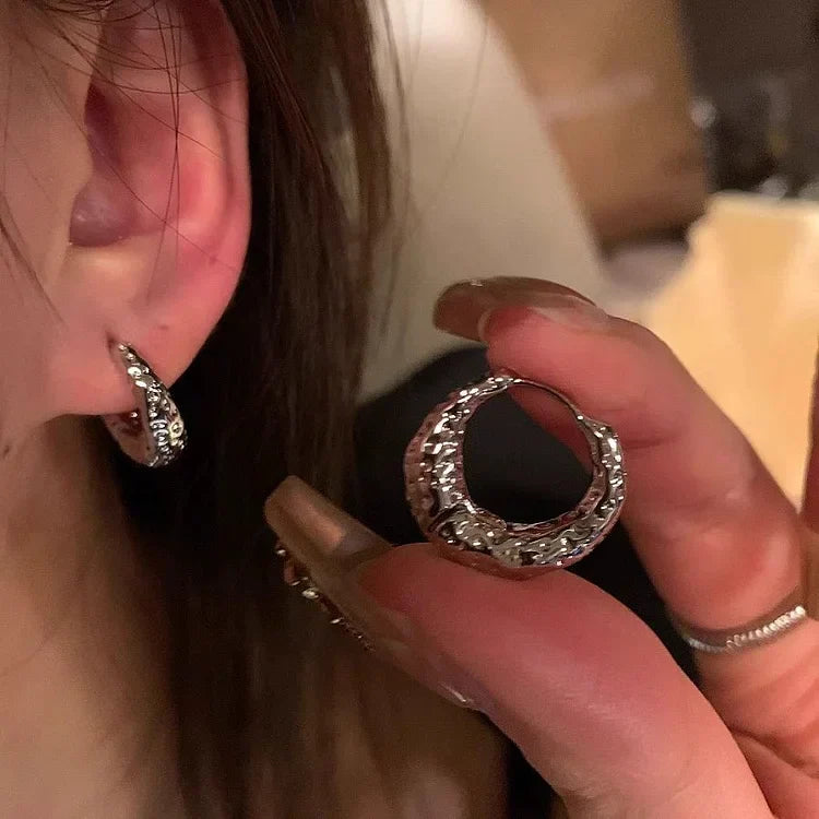 Elegant Noor Creole Earrings for a Timeless Look