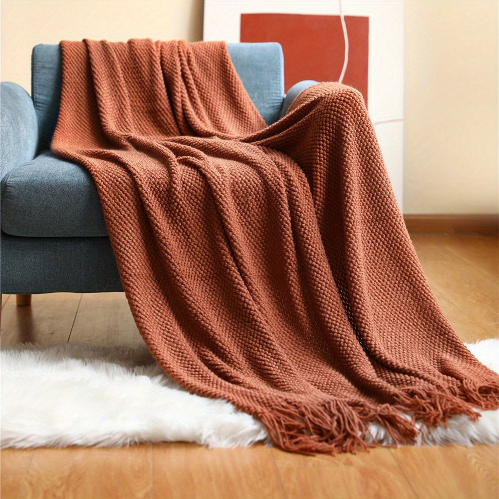 CozyWeave - Stylish Crochet Blanket with Fringes