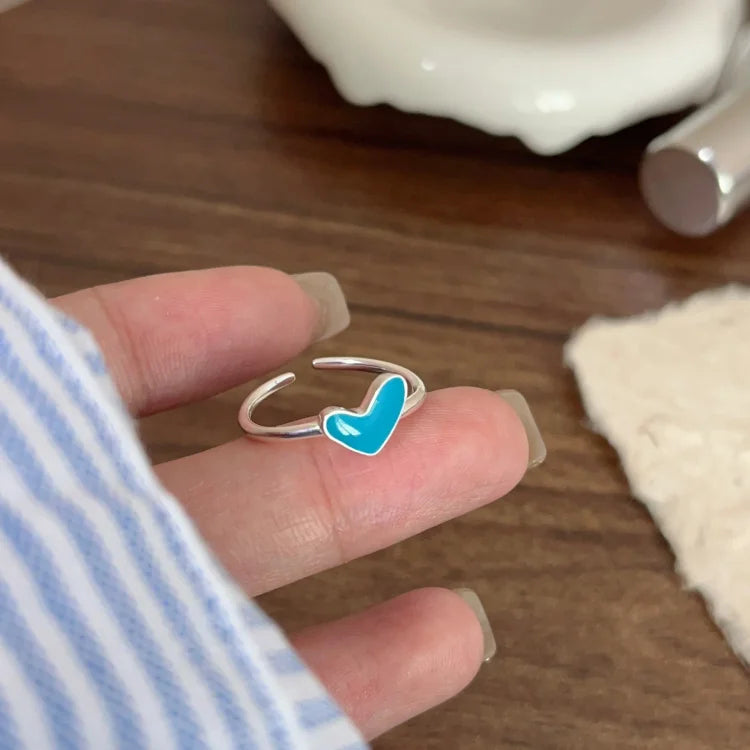 Refined Silver Heart Ring with Captivating Blue Drop – Ameline Collection