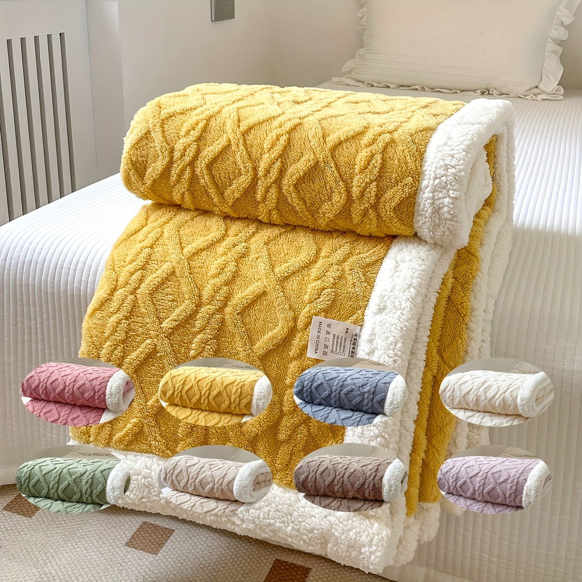 Stylish Reversible Fleece Blanket for Ultimate Comfort and Warmth
