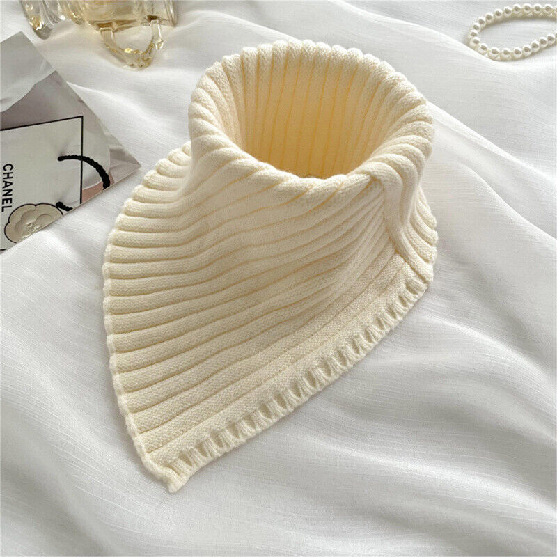 CosyWrap Scarf - Stylish and Warm Winter Accessory
