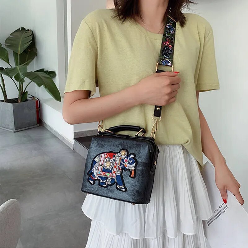 RoxyBag - Luxury Crossbody Bag with Unique Style