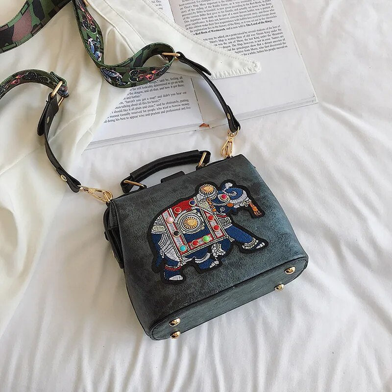 RoxyBag - Luxury Crossbody Bag with Unique Style