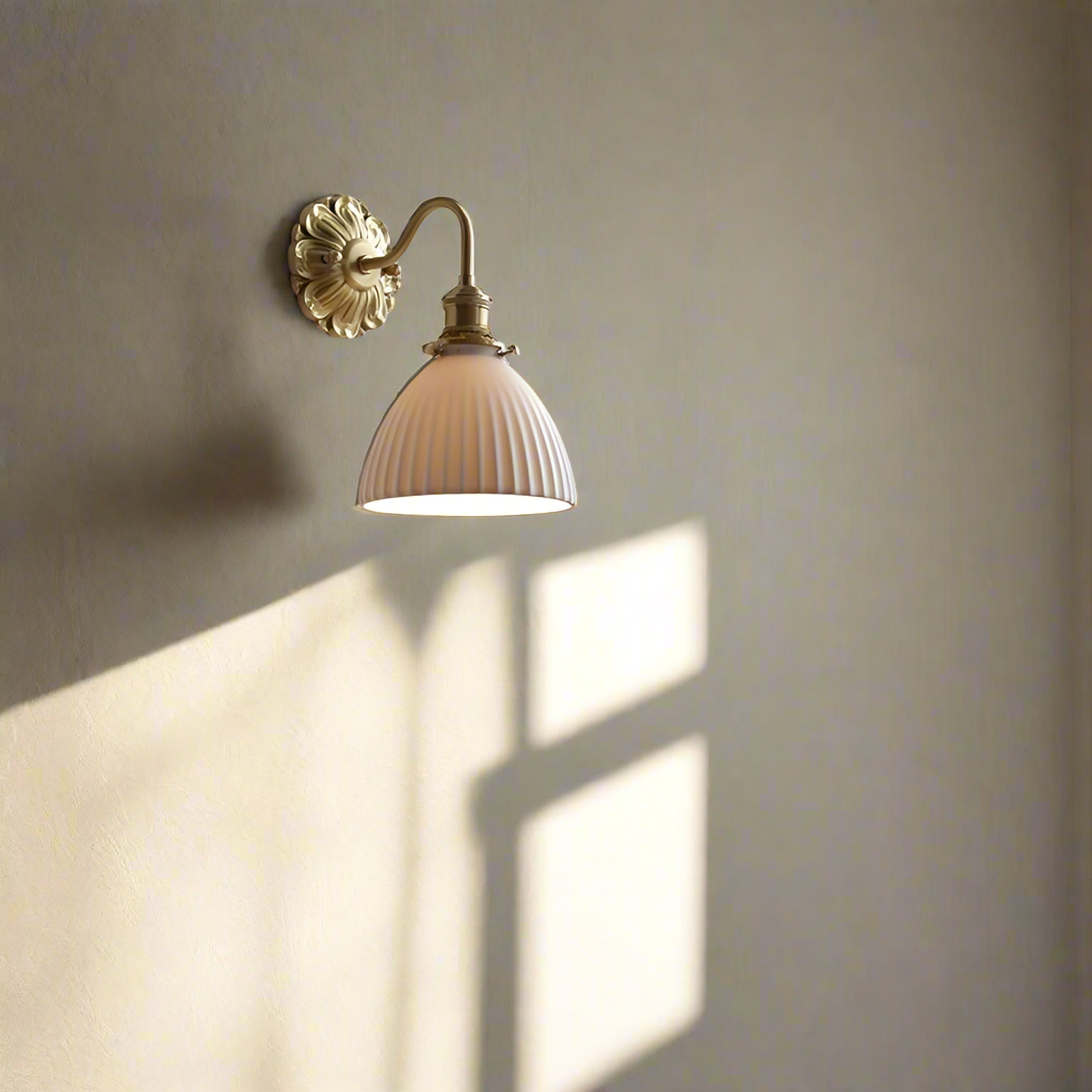 Timeless Elegance - Luxurious Brass Wall Lamp for Stylish Interiors