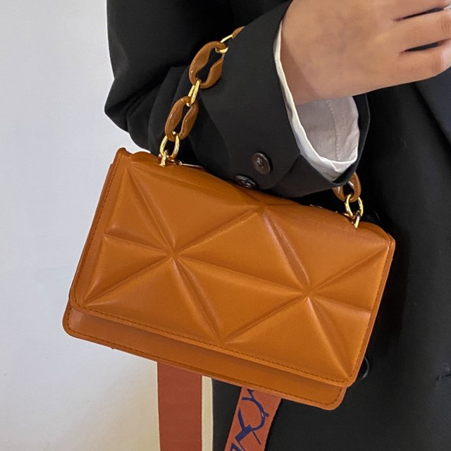 Savannah Chic - Padded Designer Handbag