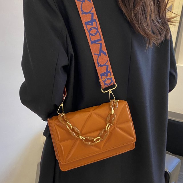 Savannah Chic - Padded Designer Handbag