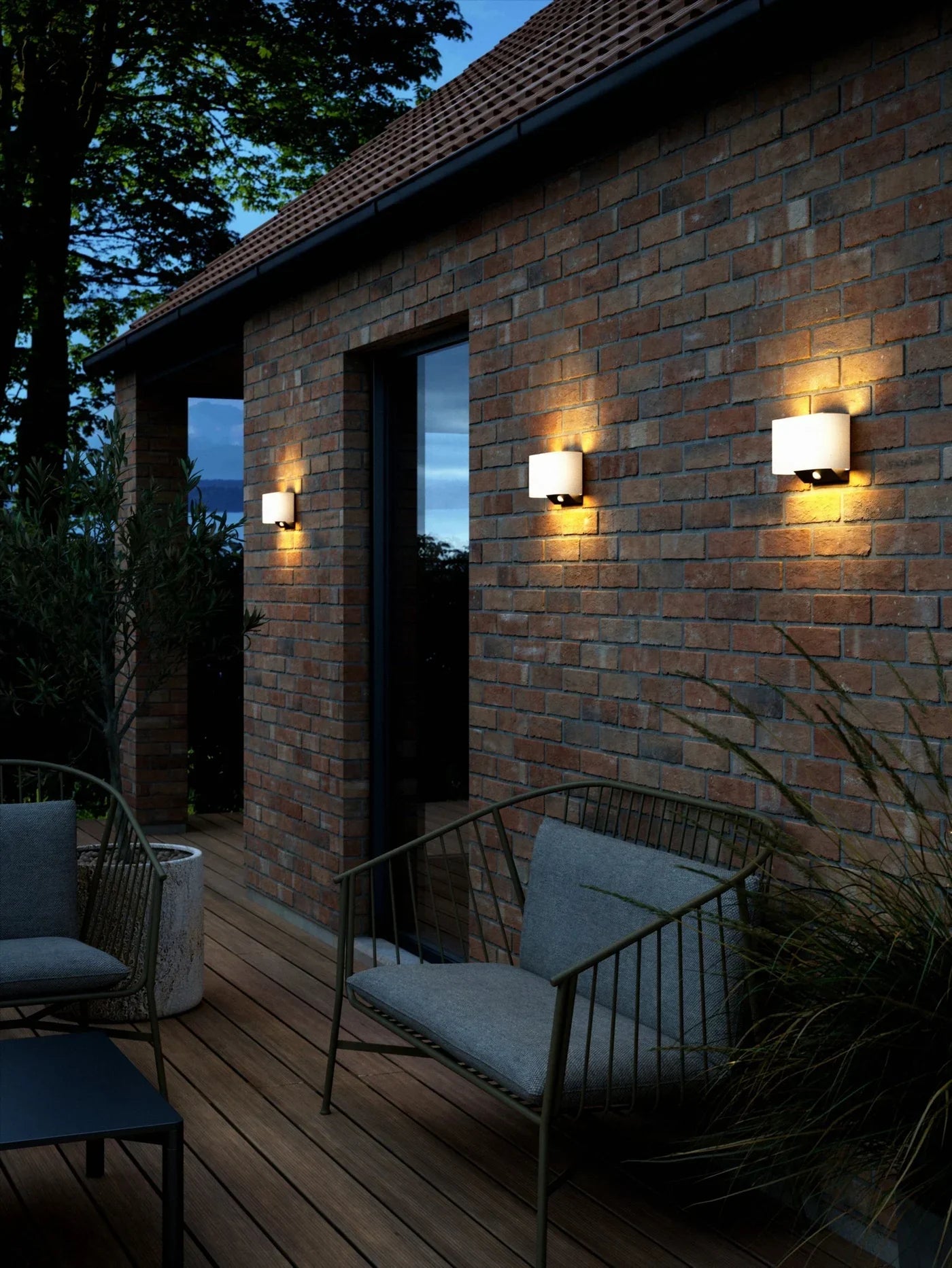Piola Solar Outdoor Lamp - Wireless LED Wall Lamp with Sensor