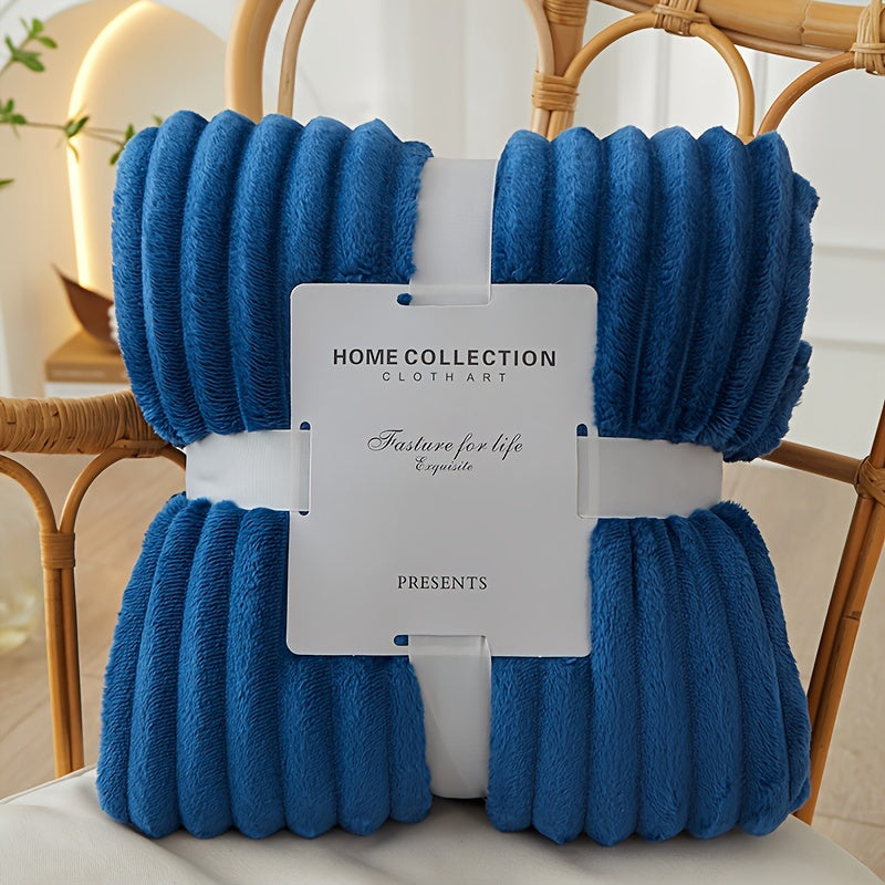 Luxe Flannel Polyester Blanket – Ultimate Comfort & Warmth