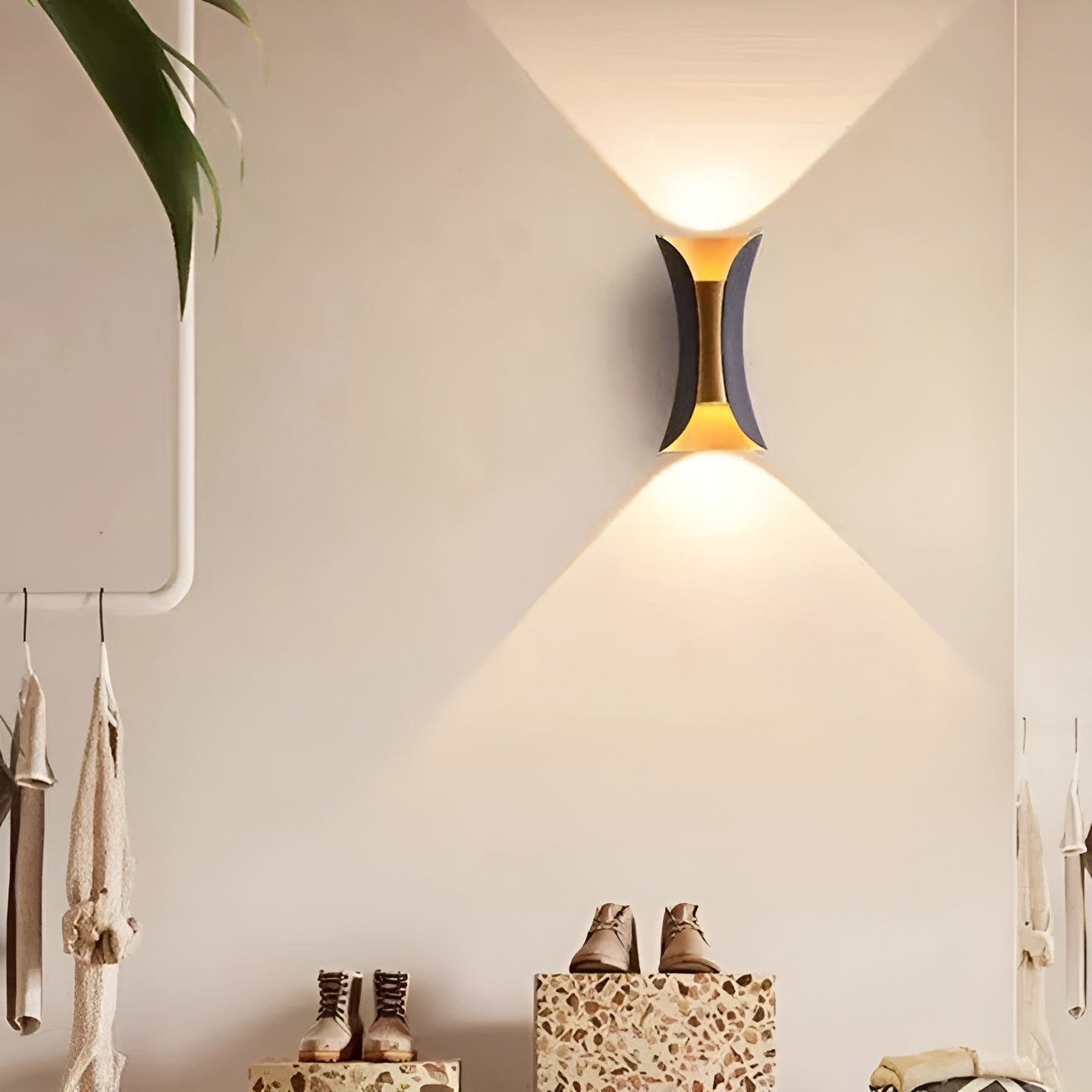 Luxuria Outdoor Wall Lamp - UrbanGlow LED Lighting