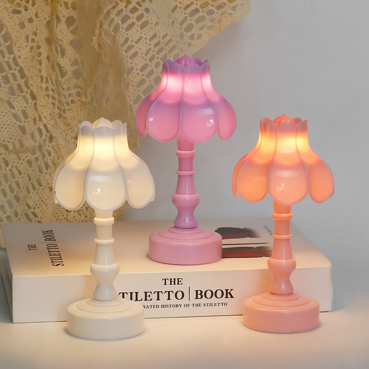 UmbrellaGlow - Vintage Mini Bordslampa med Charm
