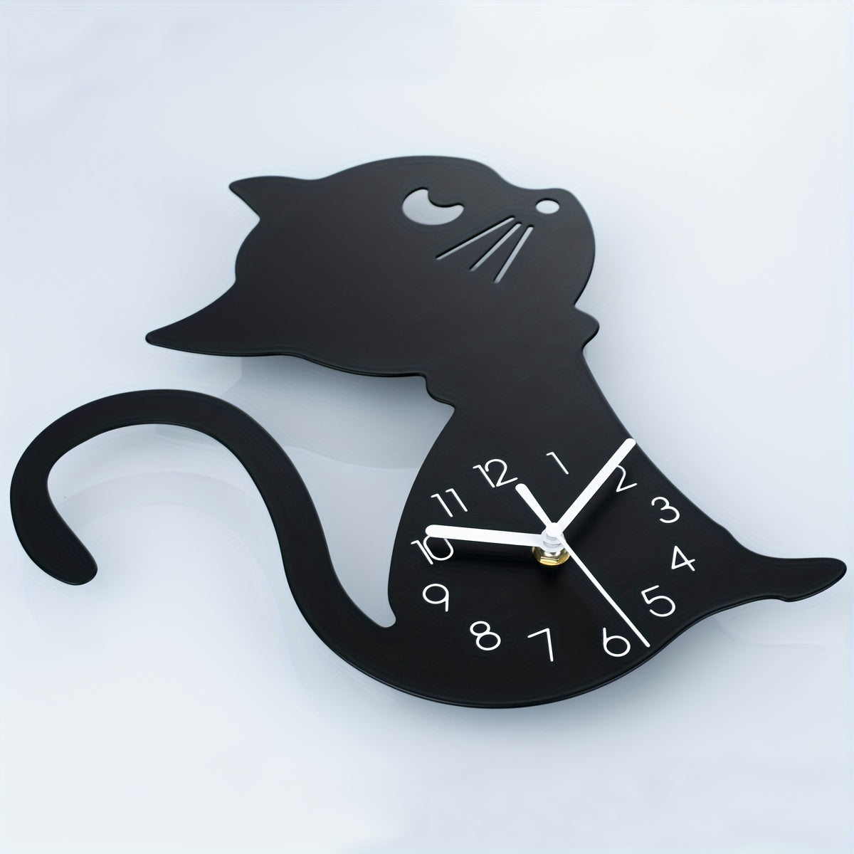 ModernPaws – Unique Cat Wall Clock for Interior Design