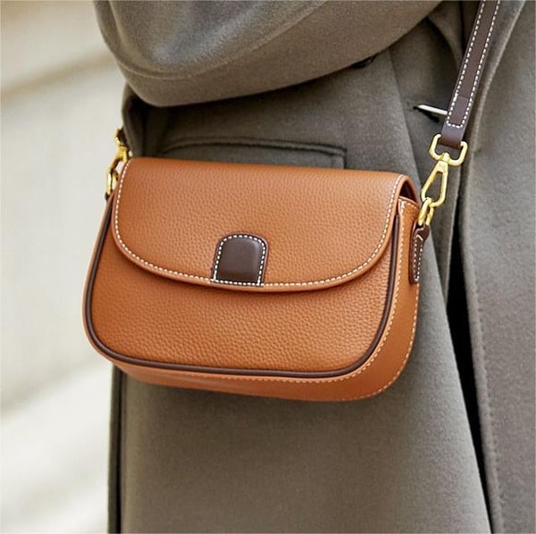 LuxeCarry Bag – Stylish Leather Crossbody Bags