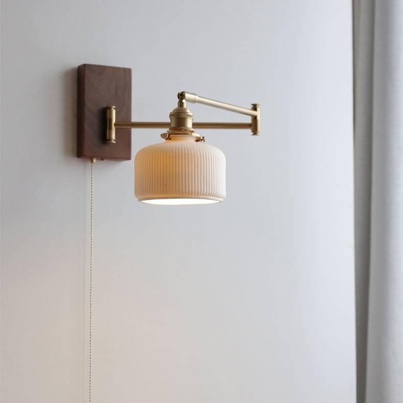 ChicGlow - Elegant Wall Lamp in Wood and Ceramic