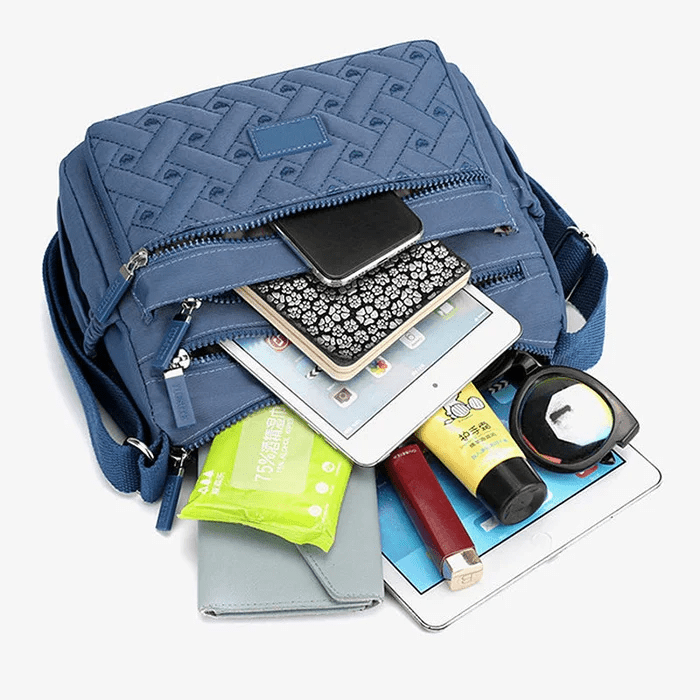 UrbanEssenceShoulder Bag – Fashionable and Functional Accessory