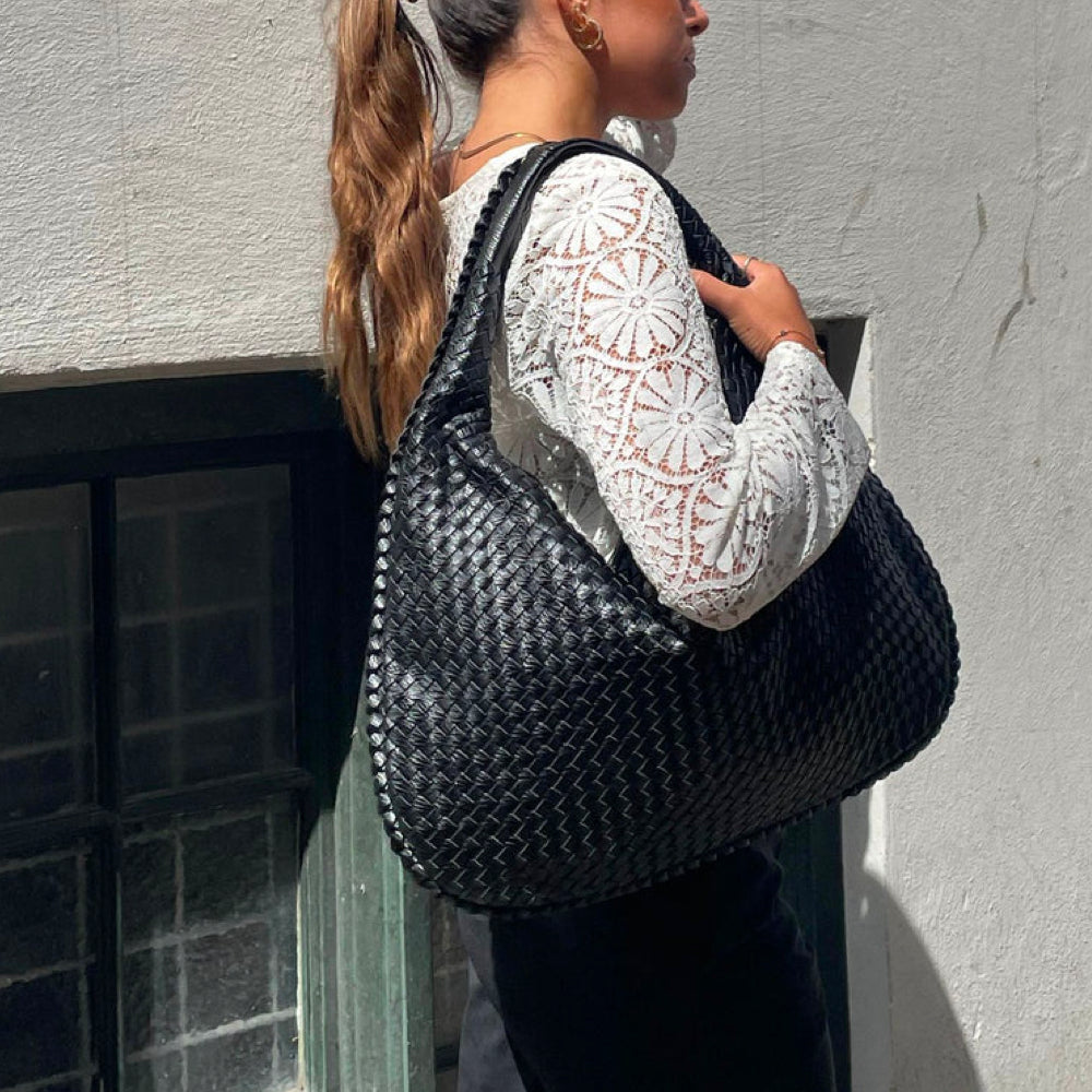 WeaveLux Bag - Elegant Dustpan with Space