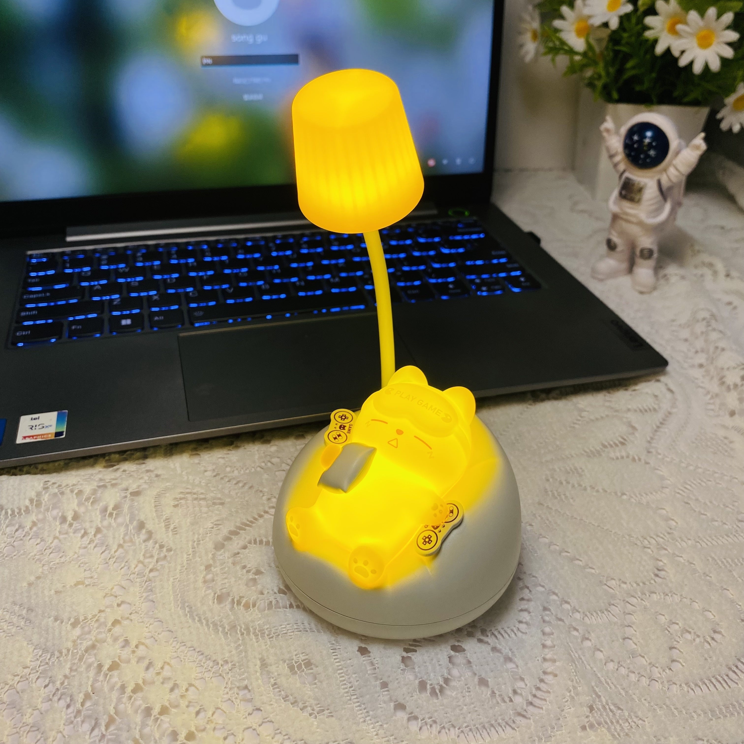 SleepyKitten Lamp - USB Rechargeable LED Night Light