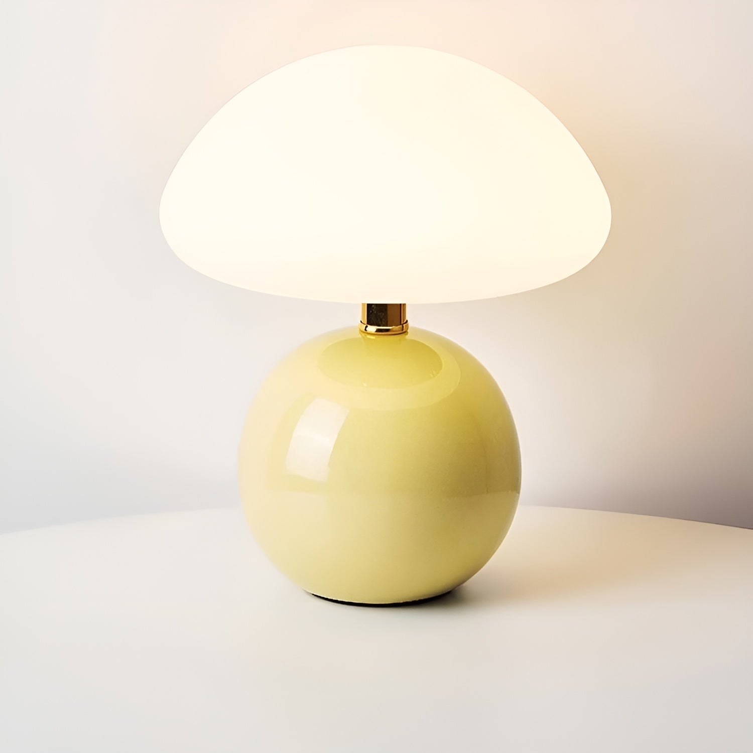 Elegant Mushroom LED Lamp – Warm Light & Luxurious Atmosphere