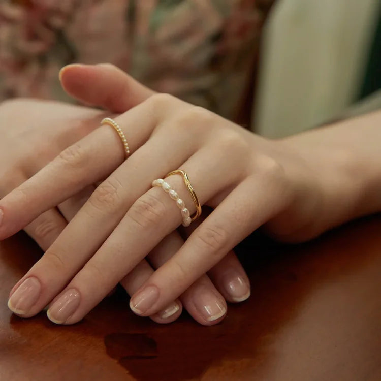 Elegant double layer gold ring with radiant freshwater pearl - Ivy