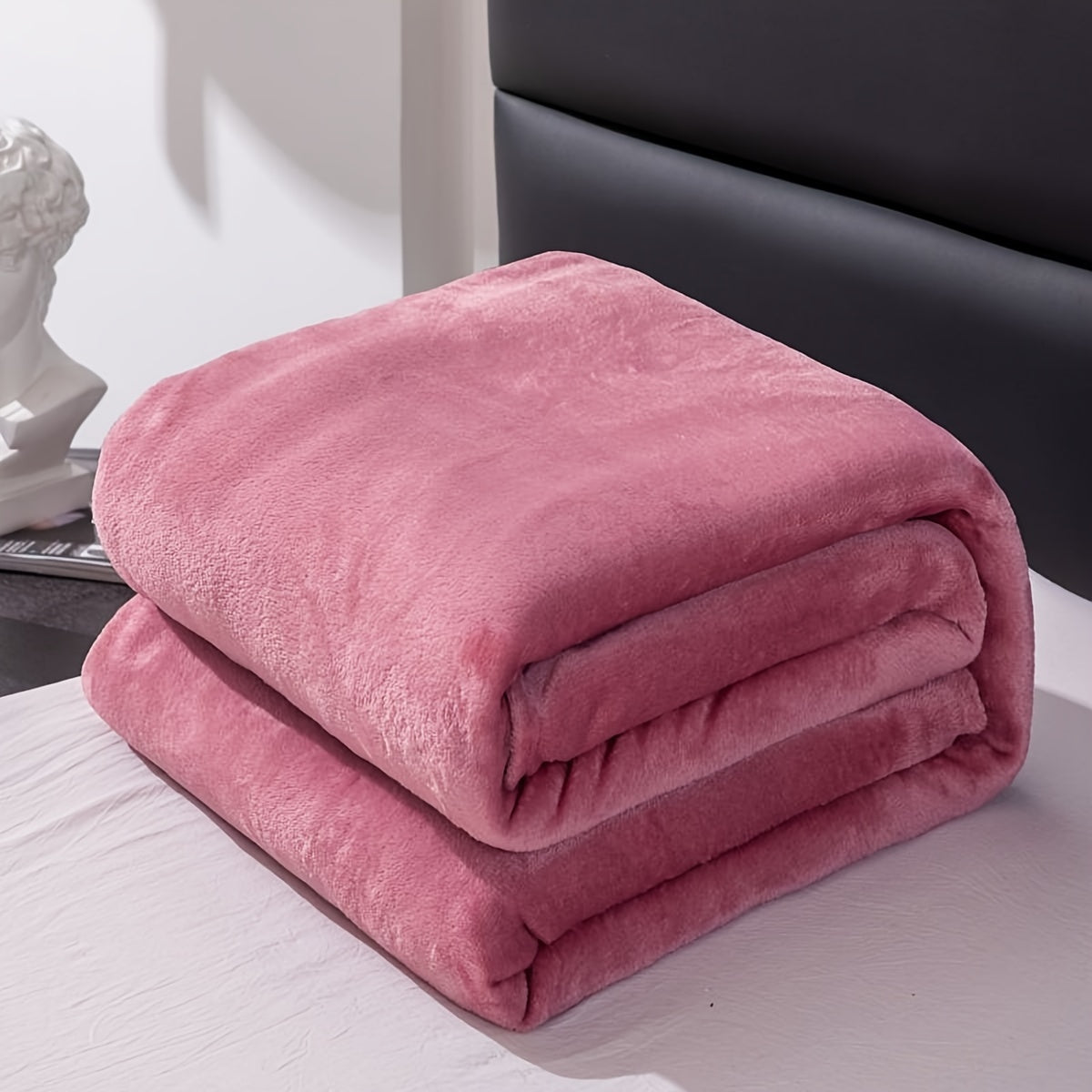 Grey Flannel Blanket - Luxurious Comfort for All Seasons