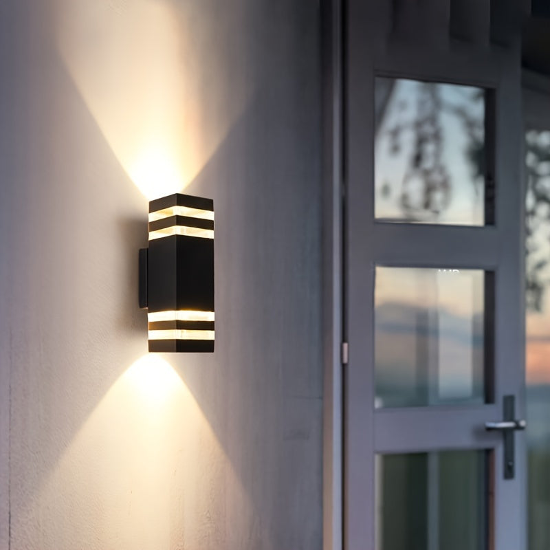 DualWall Lampa – Modern Dubbelkopps Utomhusvägglampa