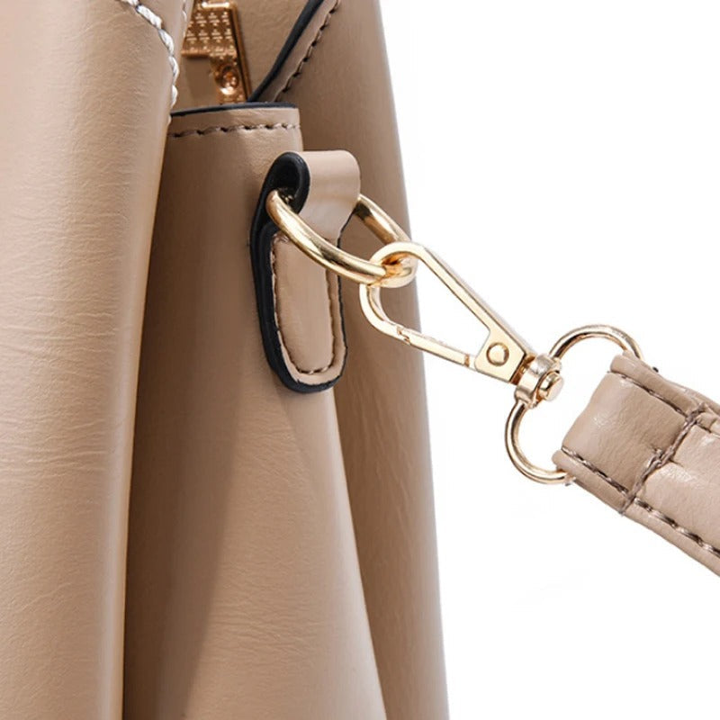 LuxeElegance Bag – Elegant Handbag for Women