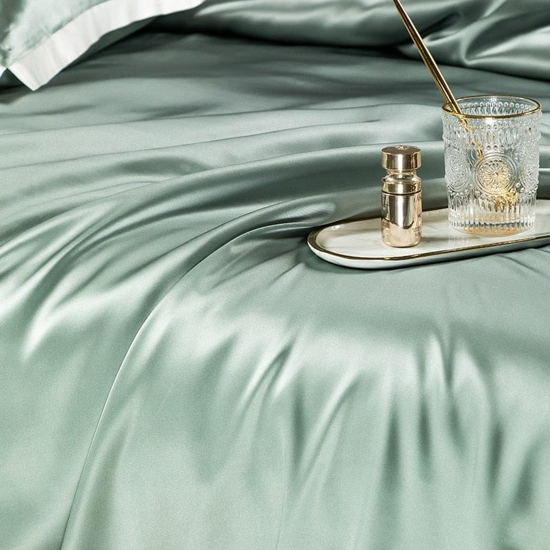 Premium Mulberry Silk Bedding Set – Luxury and Comfort