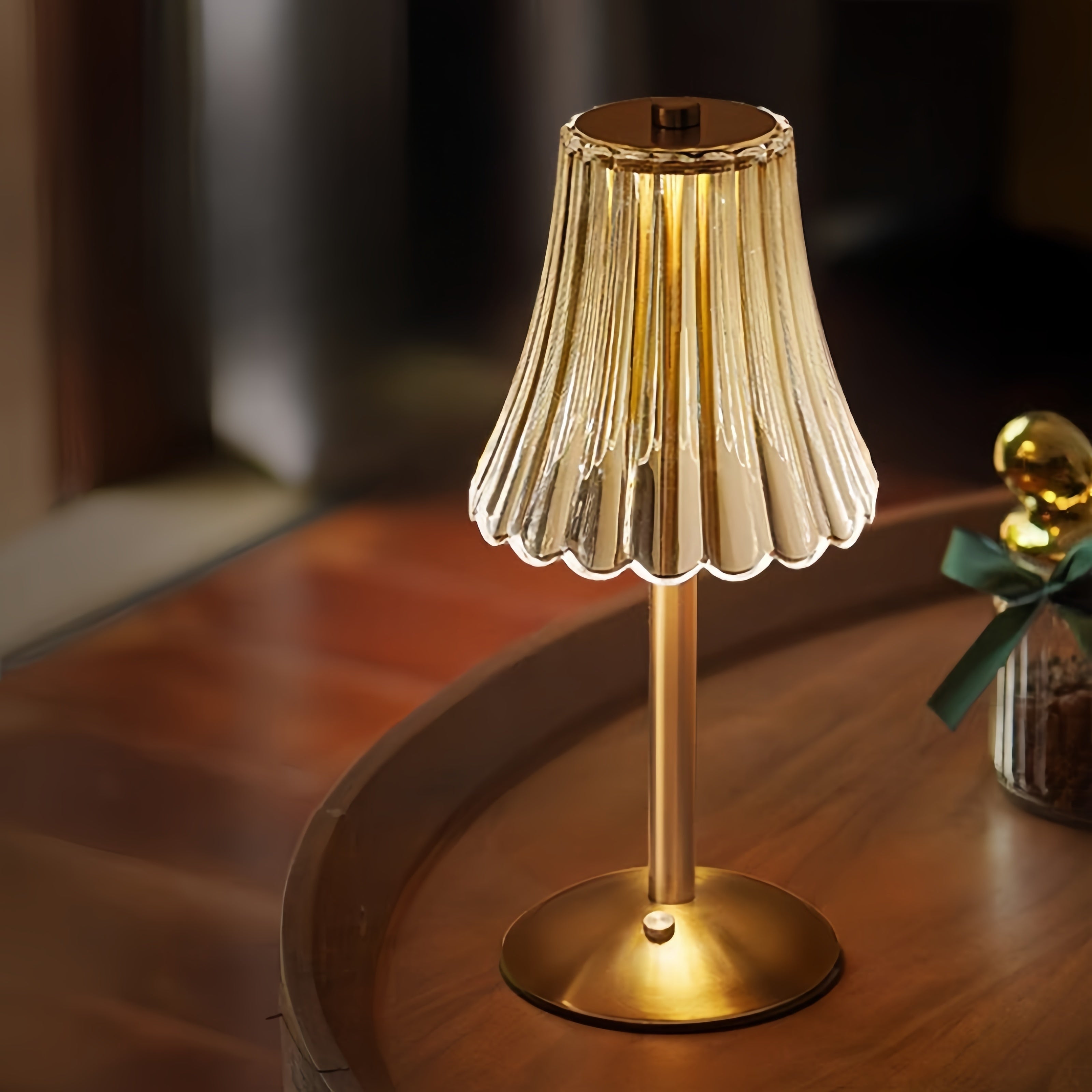 LumiGlow Table Lamp - Wireless LED Lighting with Touch